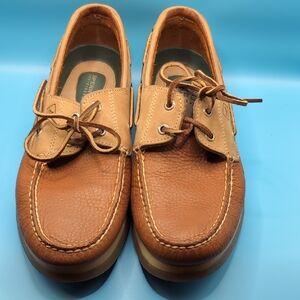 Sperry Tan Leather Boat Shoes with Moccasin Design